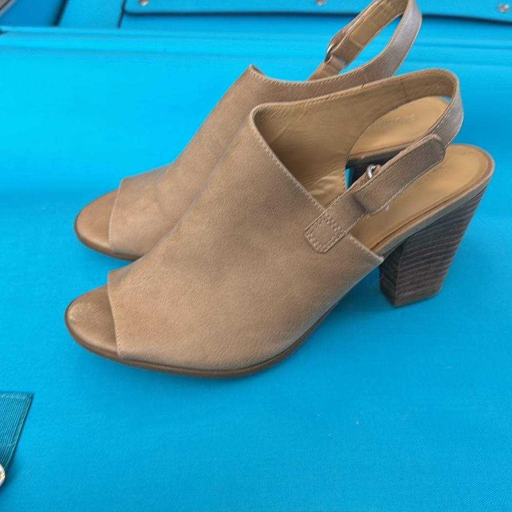 Naturalizer N5 Comfort peep toe slingback booties - EUC 39